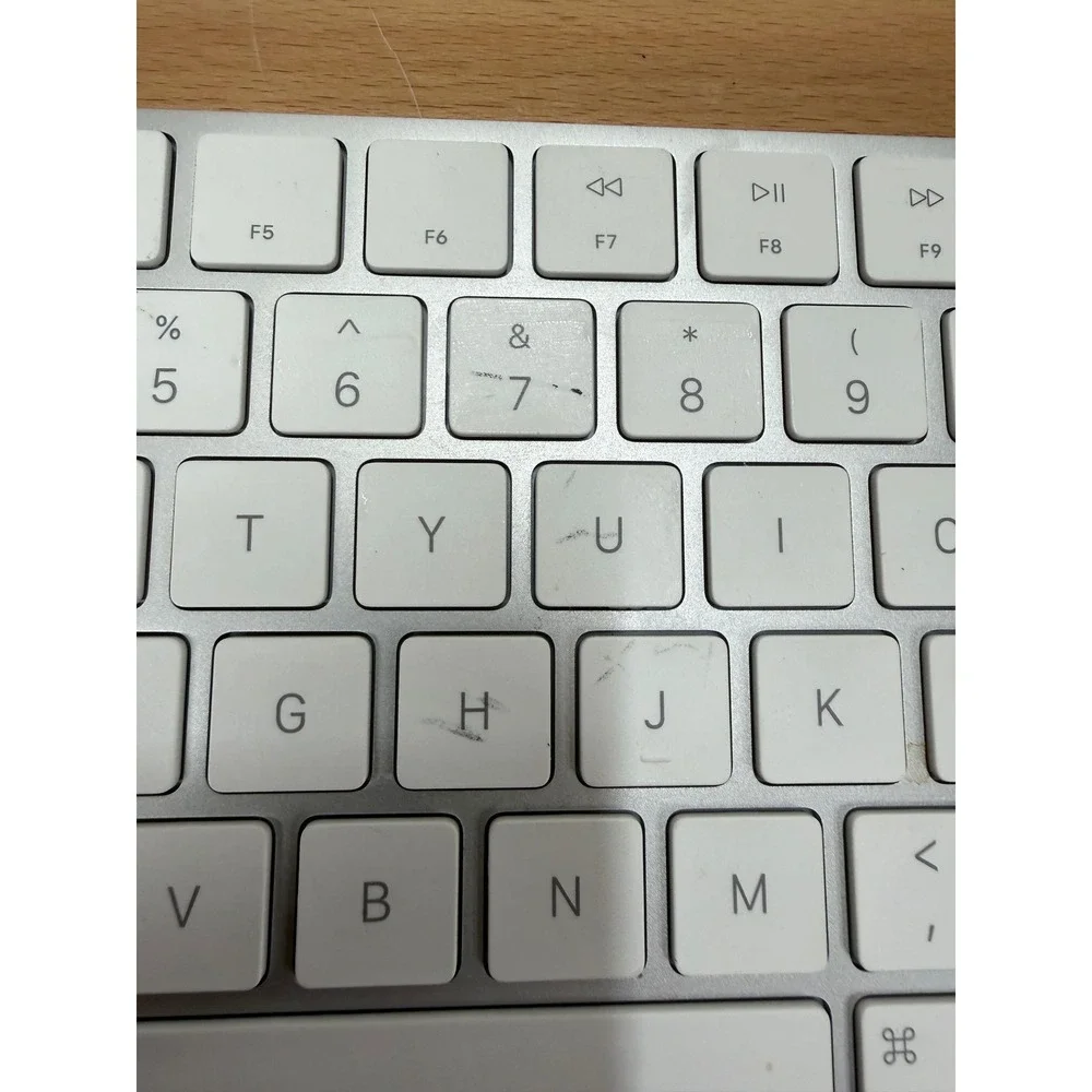 Apple Wired Keyboard A1242 EMC 2159 Silver Aluminum Compact USB Mac Keyboard